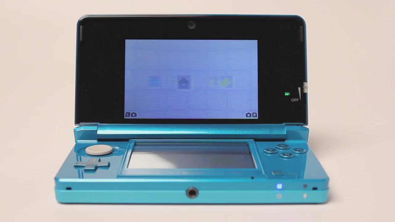 Nintendo 3DS Size Comparo Video